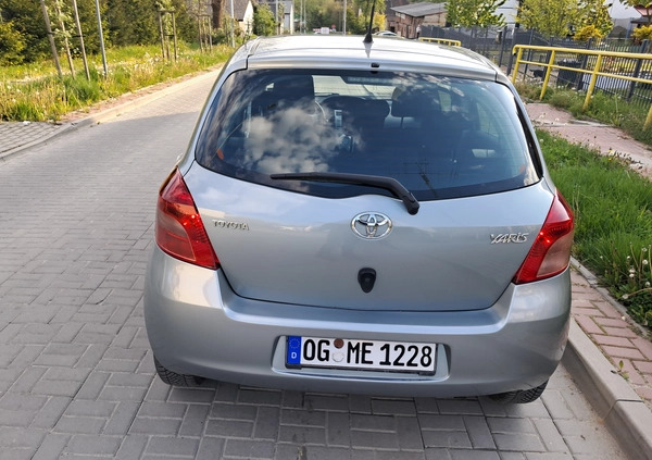 Toyota Yaris cena 15900 przebieg: 189000, rok produkcji 2006 z Kraśnik małe 407